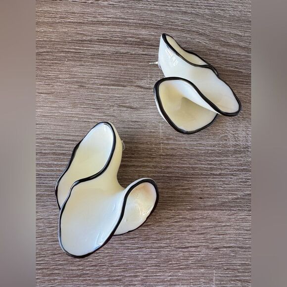 Statement Black and White earrings A1282 - Picture 3 of 3